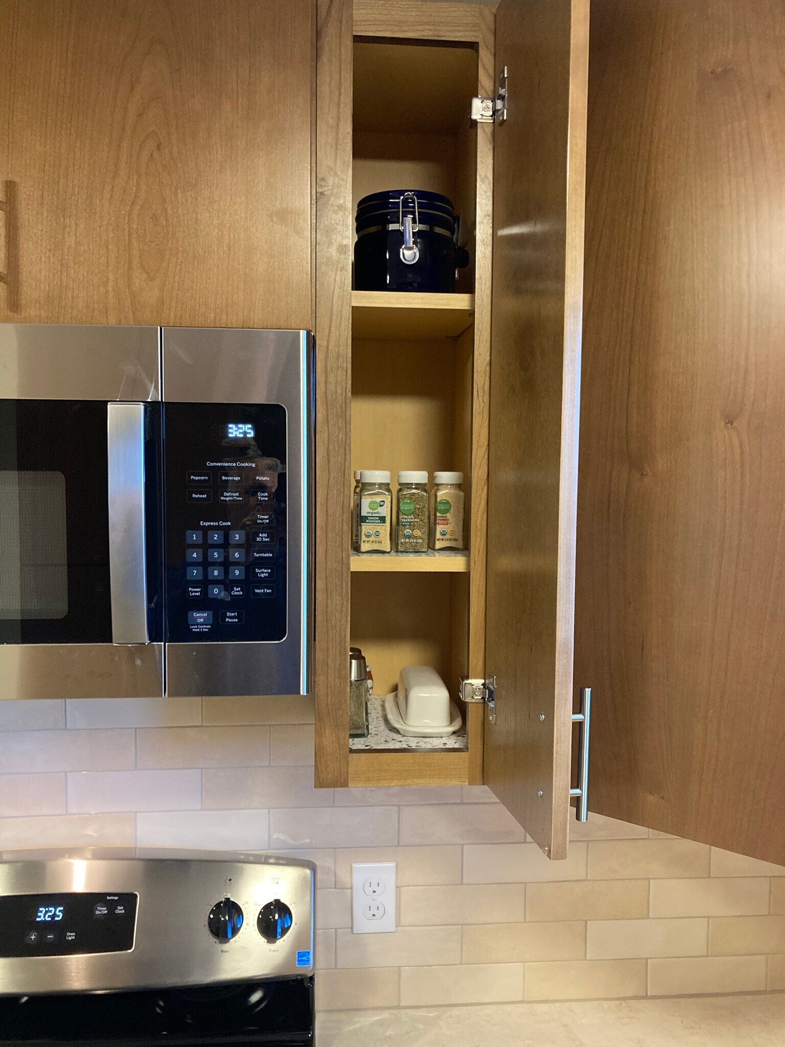 Building Photo - 14275 Avon Allen Rd