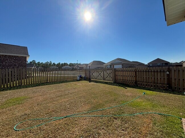 Building Photo - 5490 Overland Dr
