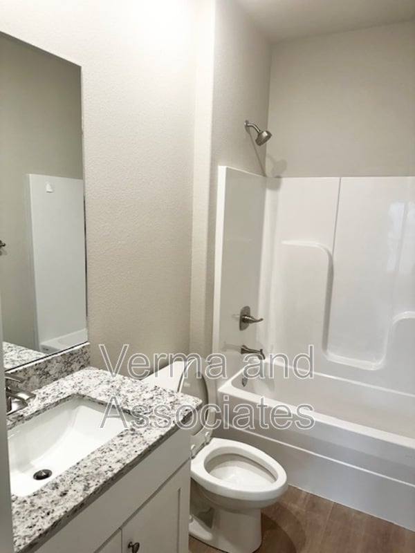 Building Photo - 1507 SW Casuarina Dr