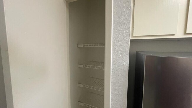 Building Photo - 12615 Brookglade Cir