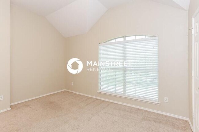 Building Photo - 5 Bedroom Pet-Friendly Home in DeSoto, TX ...