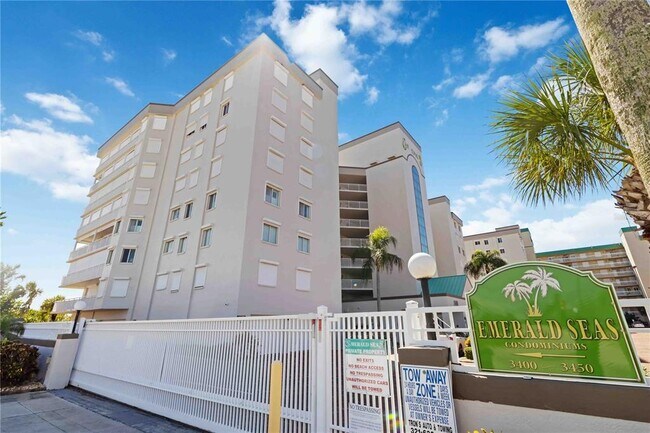 Building Photo - 3400 Ocean Beach Blvd