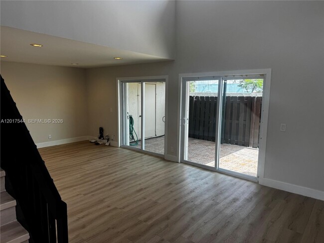 Building Photo - 6532 NW 170th Terrace