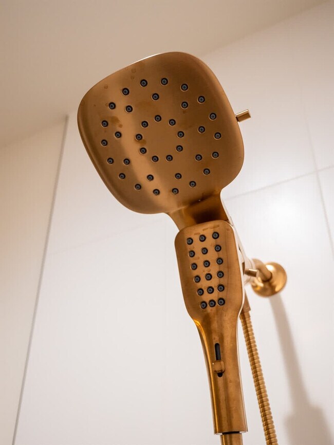 Building Photo - 3413 W Sunset Ave