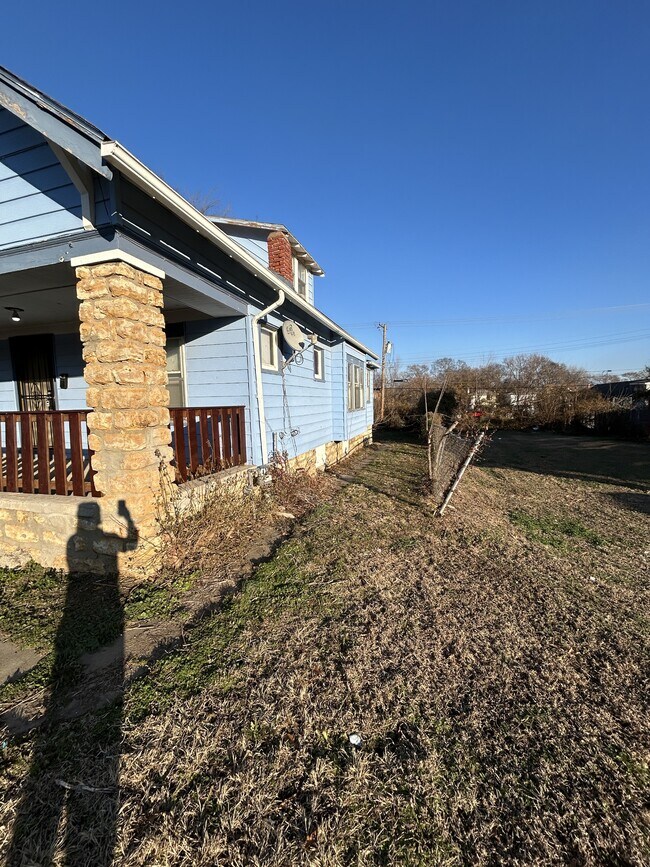 Building Photo - 3617 College Ave