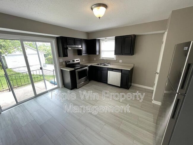 Building Photo - 1629 Talisman Ln