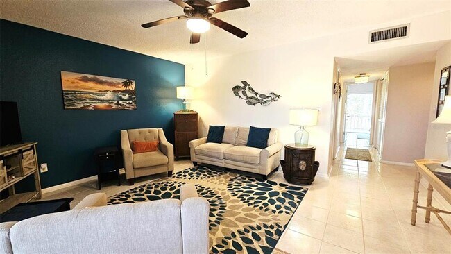 Building Photo - 3586 Cape Haze Dr