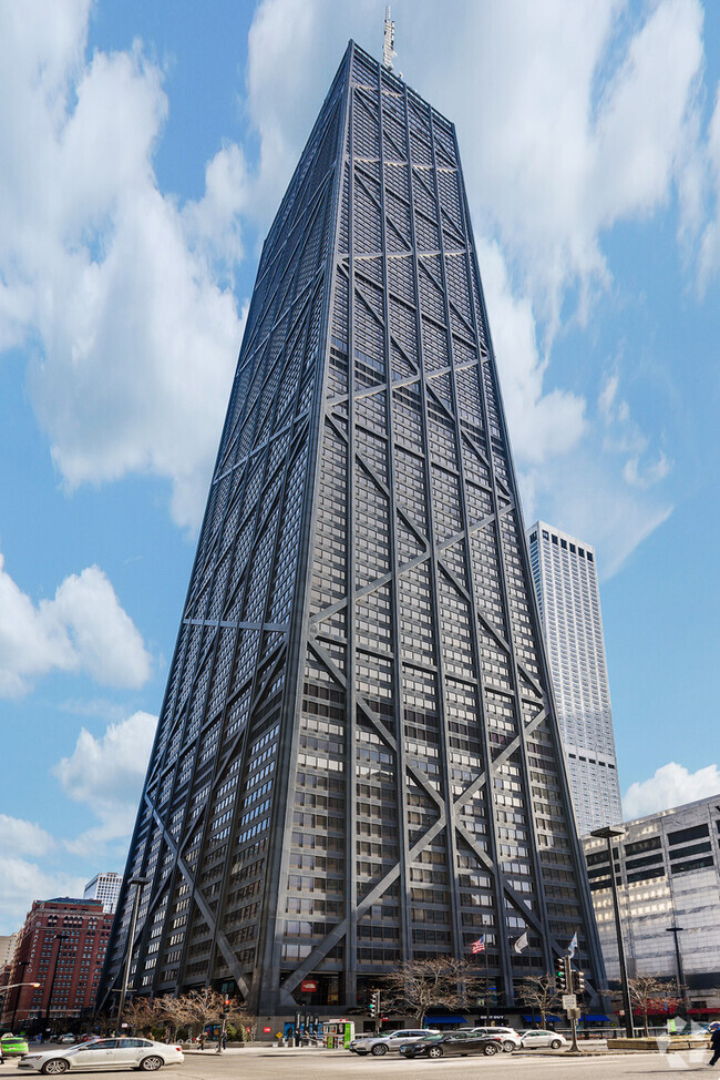 Building Photo - 175 E Delaware Pl