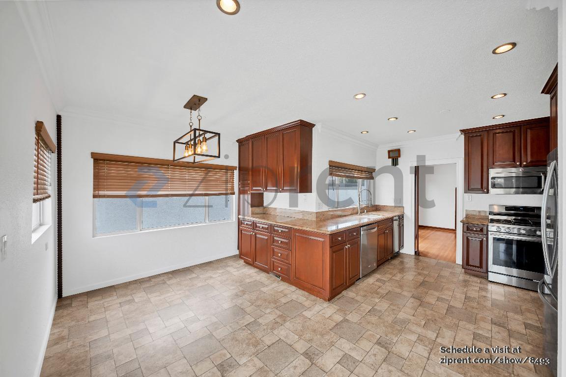 Building Photo - 603 S Mansfield Ave