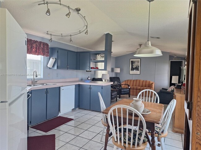 Building Photo - 35303 SW 180th Ave