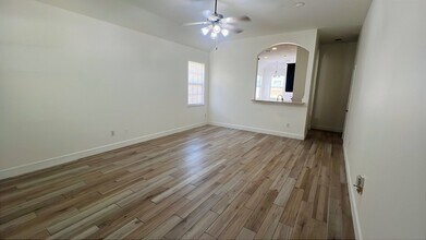 Building Photo - 15822 Lost Anchor Way Ln