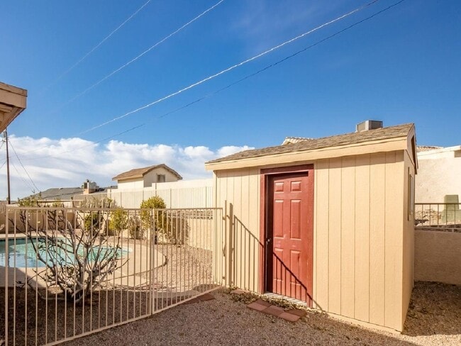 Building Photo - 3967 Breakwater Dr