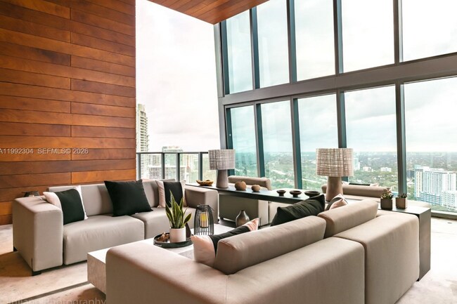 Building Photo - 1451 Brickell Ave