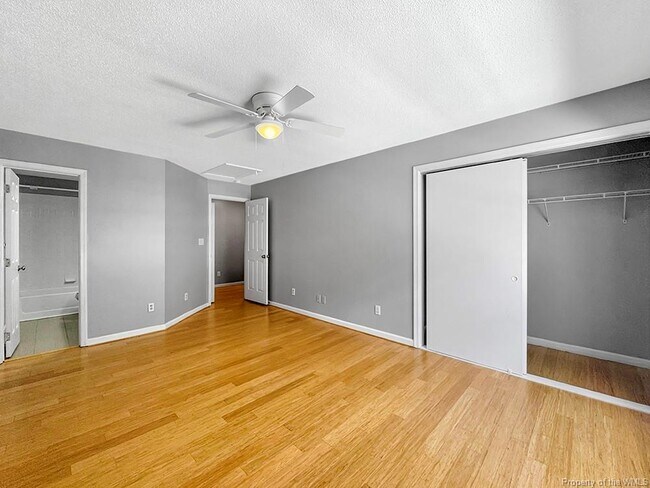 Building Photo - 805 Settlement Dr