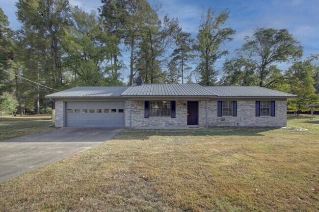 Building Photo - 6503 Chaparral St