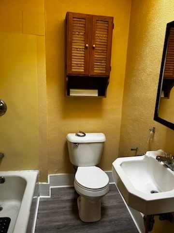 Bathroom - 526 N State St