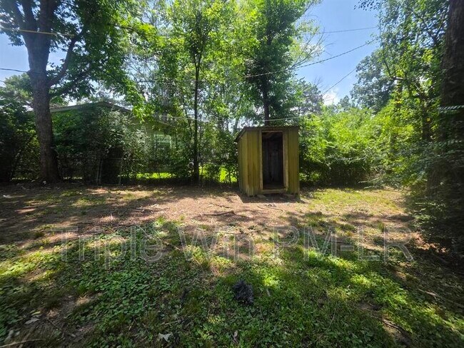 Building Photo - 8700 Winston Dr
