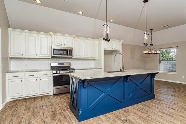 Building Photo - 9948 SW 22nd St