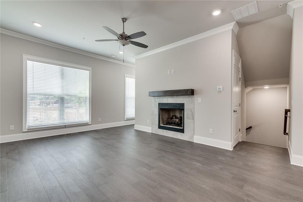 Building Photo - 308 Burgess Walk