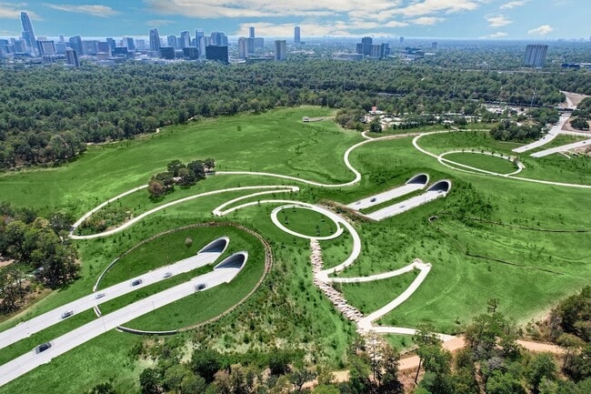 Building Photo - 2730 Dolce Oaks Dr