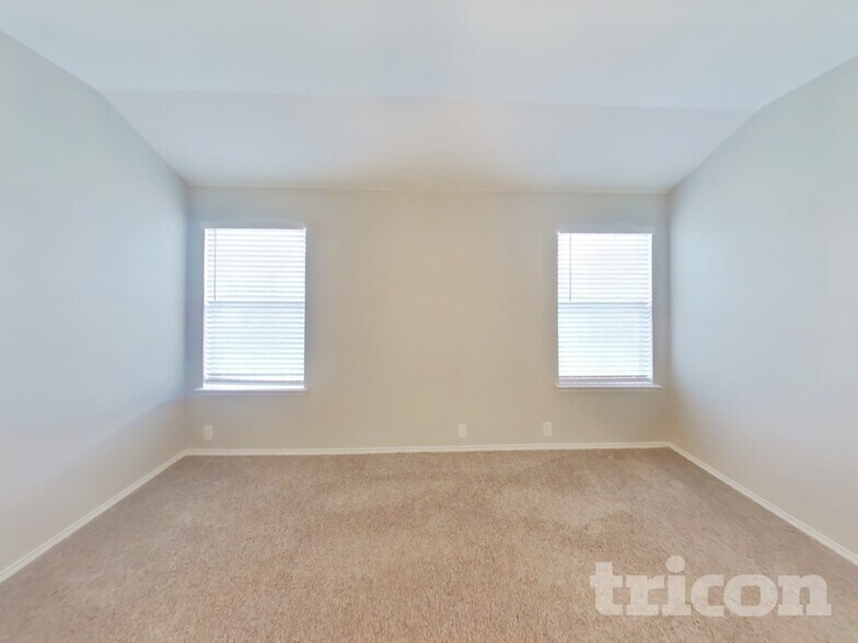 Building Photo - 120 Bison Meadow Dr