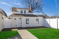 Building Photo - 237 Porterfield Pl