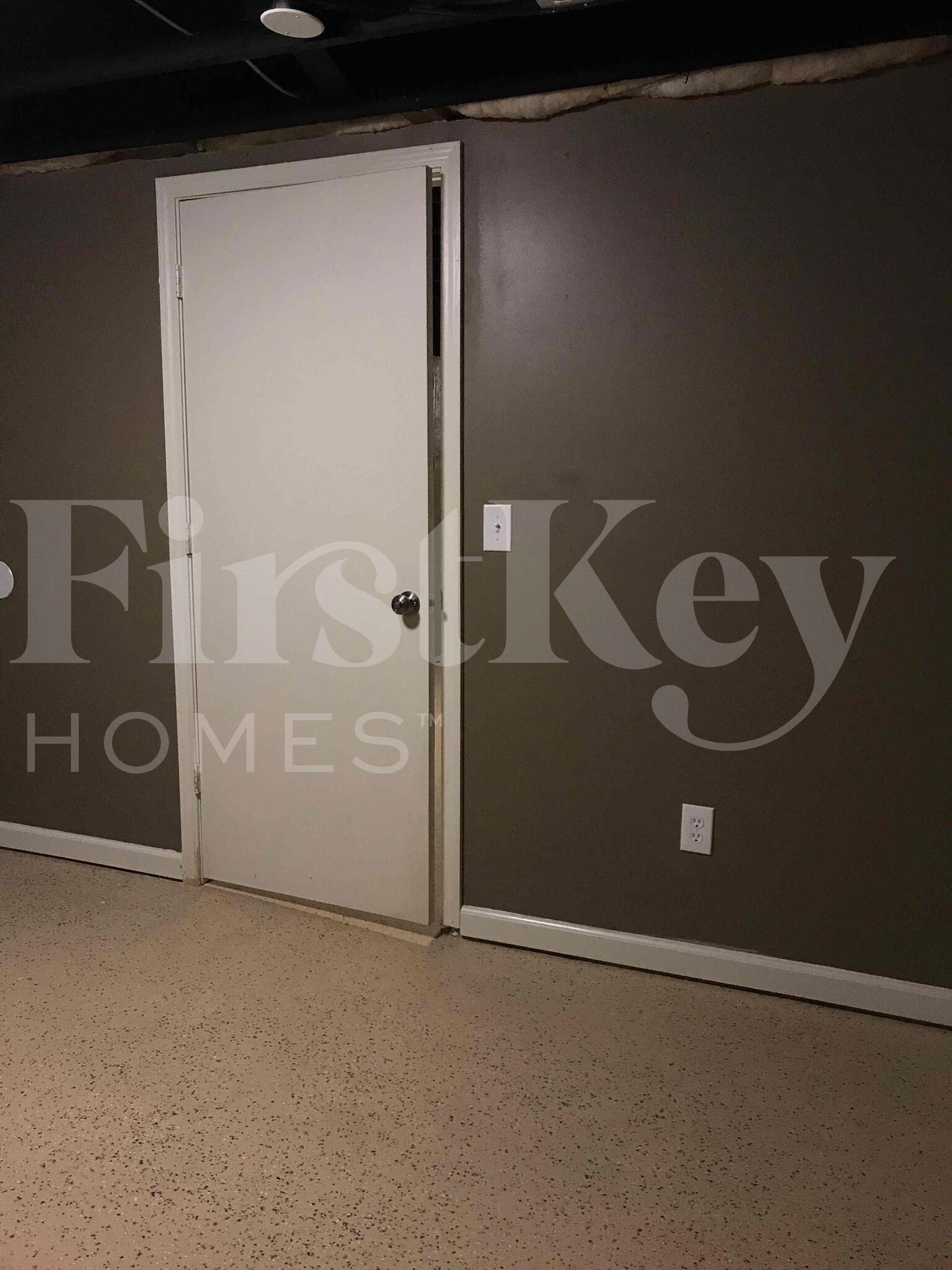 Building Photo - 8316 Stark Ave