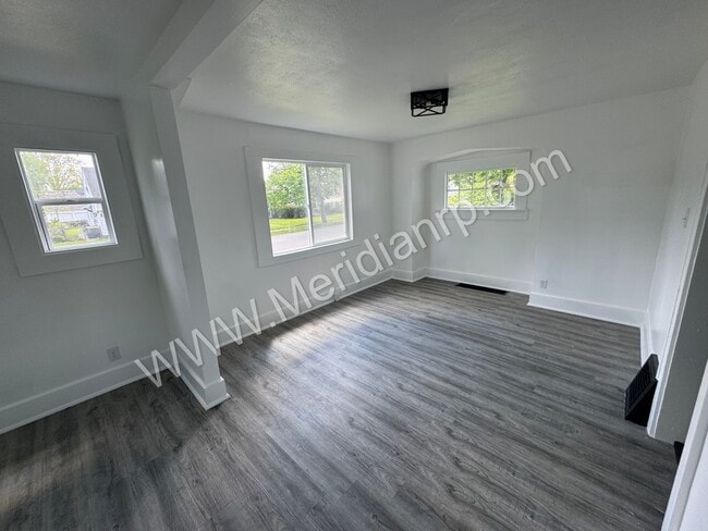 Building Photo - 4430 Buell Dr
