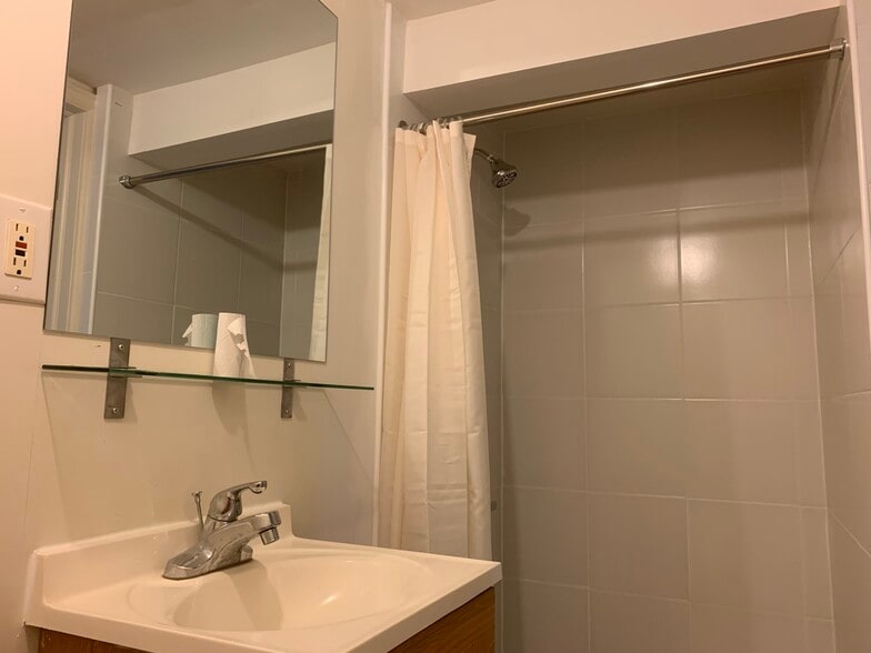 Building Photo - 4638 194th St