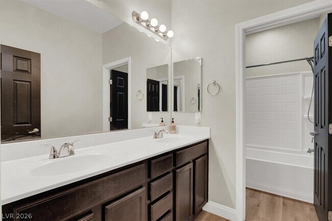 Building Photo - 1405 Fantastic Ct