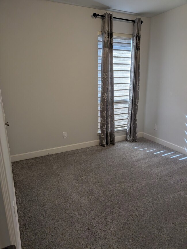 Building Photo - 8767 Blue Coral Ln