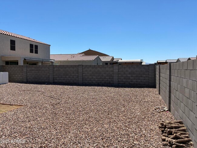 Building Photo - 12530 W Myrtle Ave