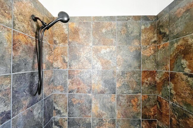 Building Photo - 5518 104th St