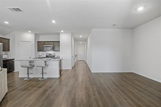 Building Photo - 3000 Buttonbush Dr