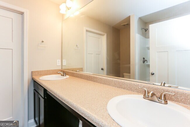 Building Photo - 113 Colony Park Ln
