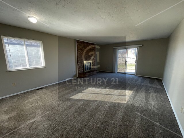 Building Photo - 625 Bright Ave