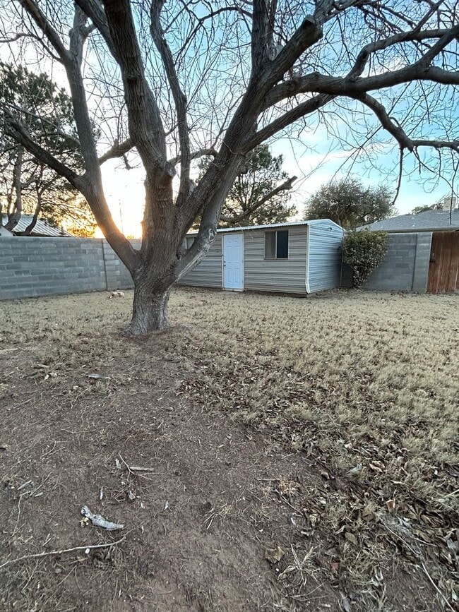 Building Photo - COMING SOON!  Home in University Gardens