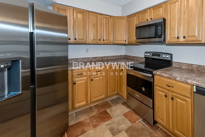 Building Photo - 5292 Shady Ridge Dr