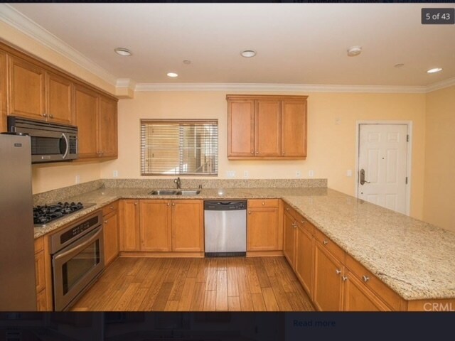 Building Photo - 815 S Grand Ave