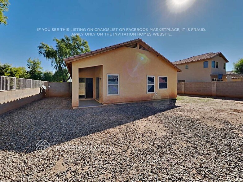 Building Photo - 2218 S 64th Ln