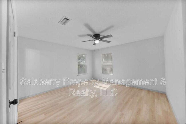 Building Photo - 3137 FM200