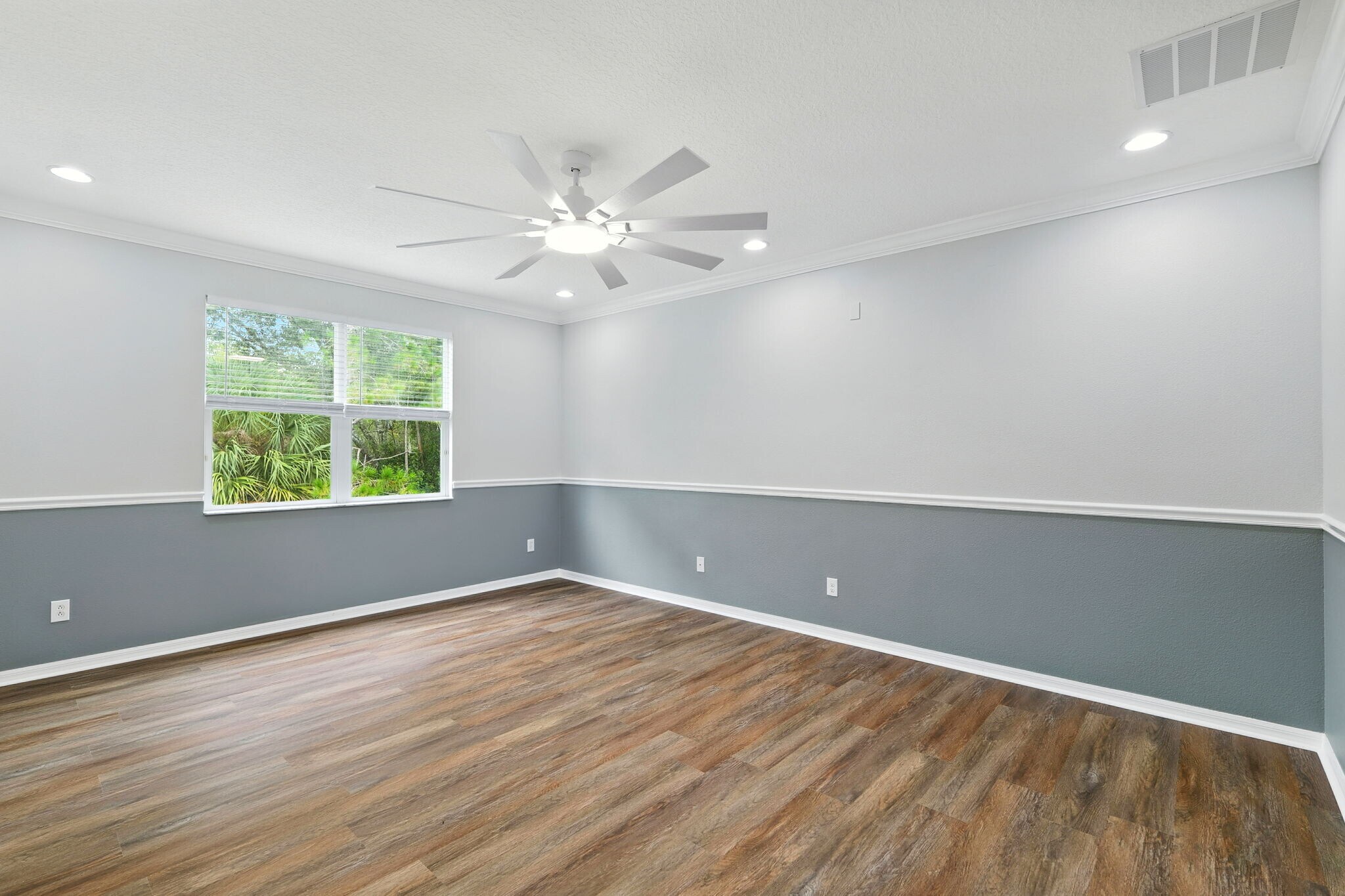 Building Photo - 2480 Cypress Tree Trl