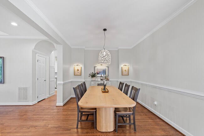 Building Photo - 105 Silverado Trail