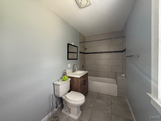 Building Photo - 1515 Oneida St