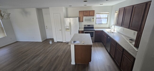 Building Photo - 3487 S Conestoga Rd