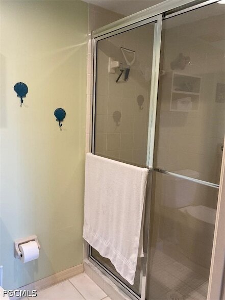 Building Photo - 4919 Victoria Dr