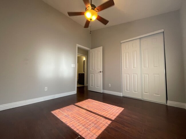 Building Photo - Nice 4br home, with 4th bedroom larger then the average, 3cg.