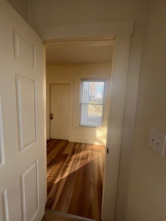 Building Photo - 14 Richmond St