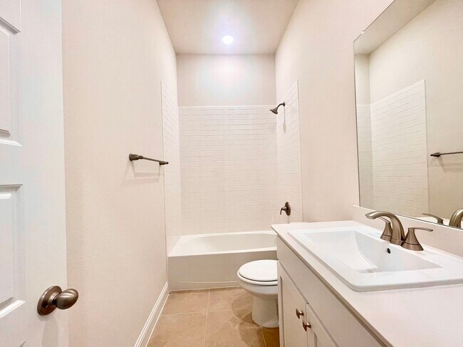 Building Photo - 1632 Estivella Dr