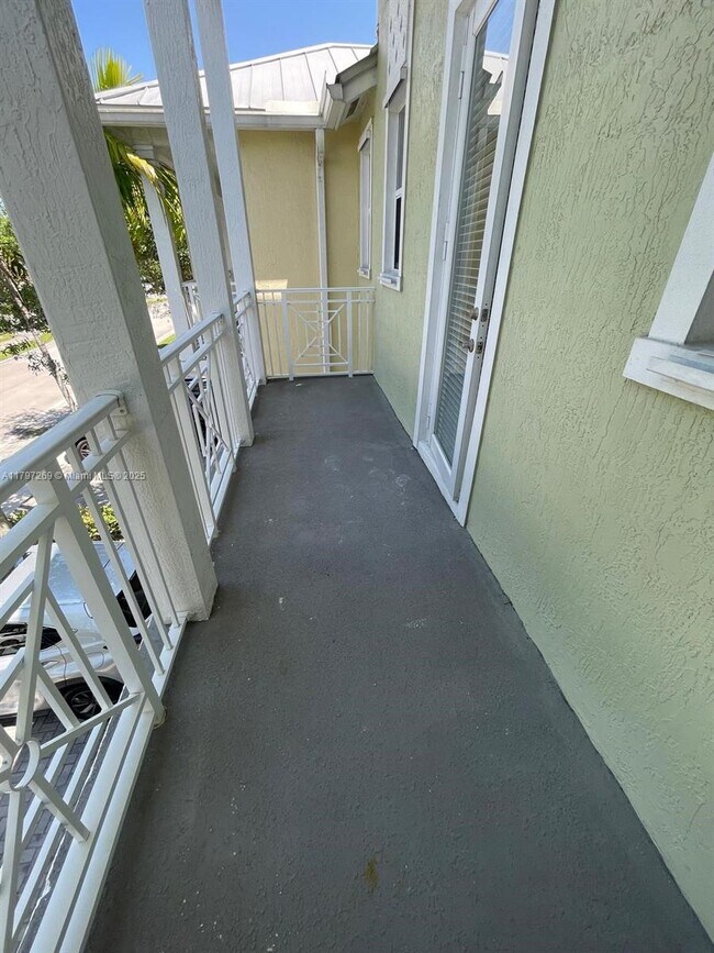 Building Photo - 11432 NW 75th Terrace